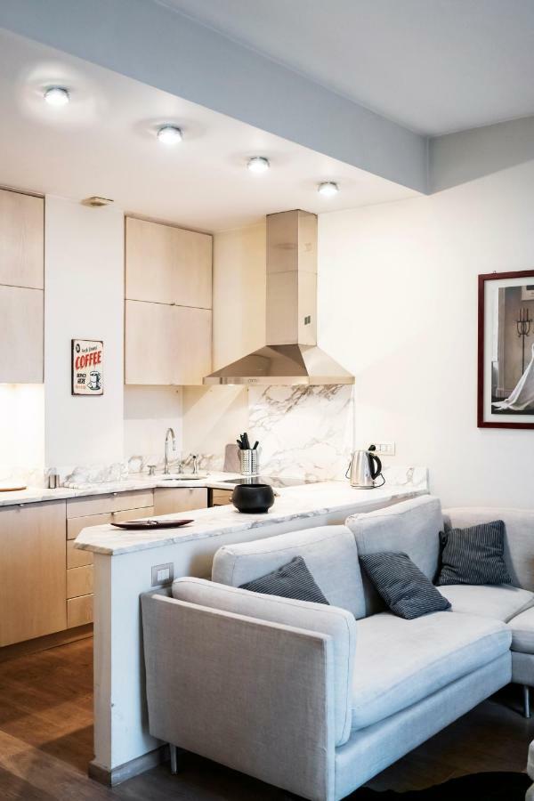 Santo Stefano Luxury Apartment Milão Exterior foto