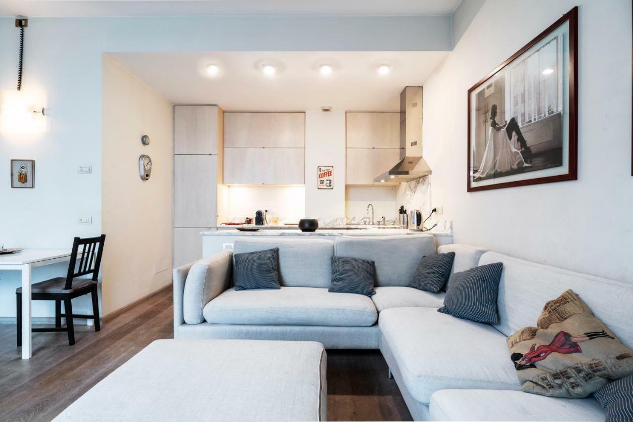 Santo Stefano Luxury Apartment Milão Exterior foto